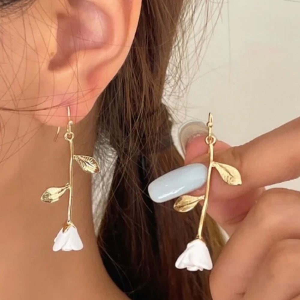 ❤️ FREE Tulip Flower Floral Boho Peasant Hipster Drop Chic Art Romantic Earrings